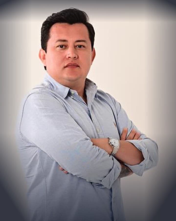 Arlir Rodrigues Filho, Founder · Commercial Strategist & BI Specialist